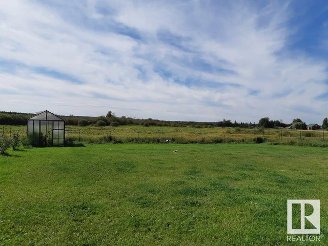 577 461032 Hwy 13, Rural Wetaskiwin County