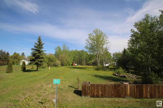 312 58532 Rng Rd 113, Rural St. Paul County