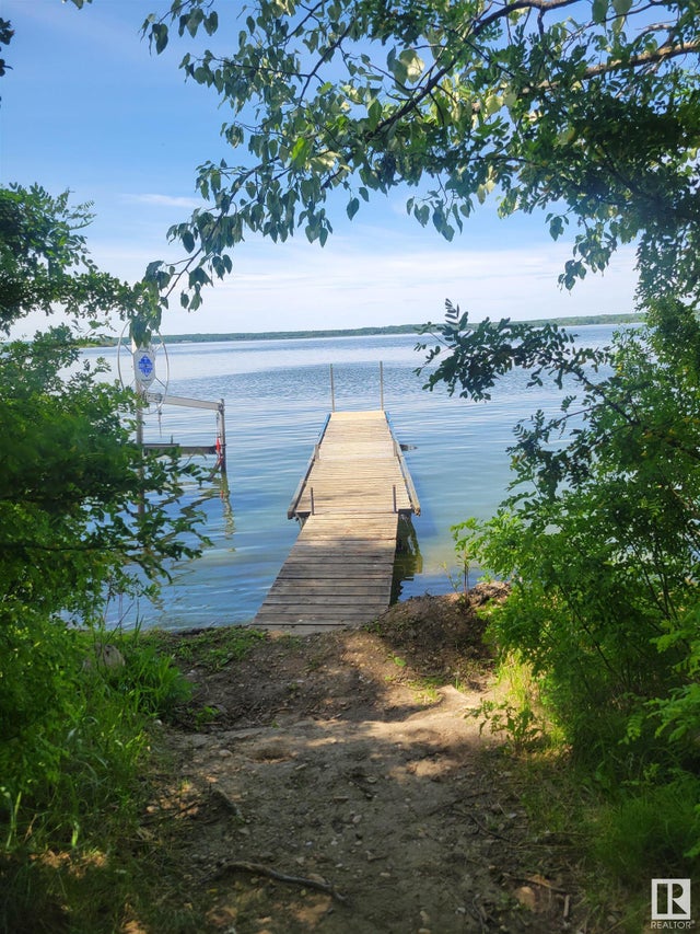 4 Poppy Place, Rural Lac Ste. Anne County