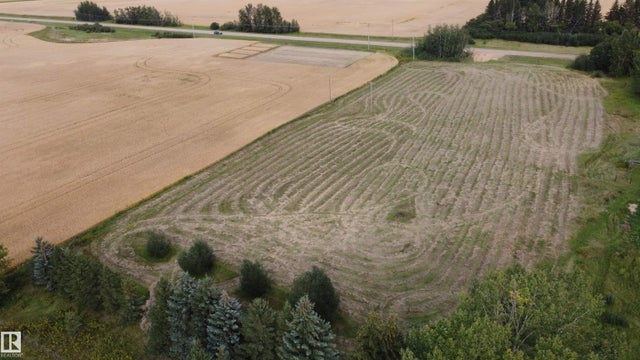 Hwy 613 Rge Rd 235, Rural Wetaskiwin County