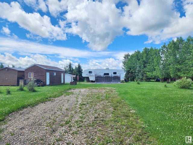 553 461032 Hwy 13, Rural Wetaskiwin County
