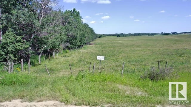 22440 Twp Rd 502, Rural Leduc County