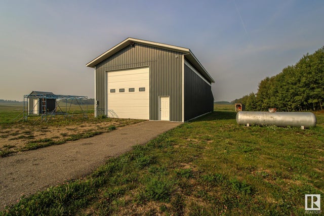 Hwy 881 Twp 574, Rural St. Paul County