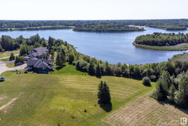 2036 Aspen Way, Rural Parkland County