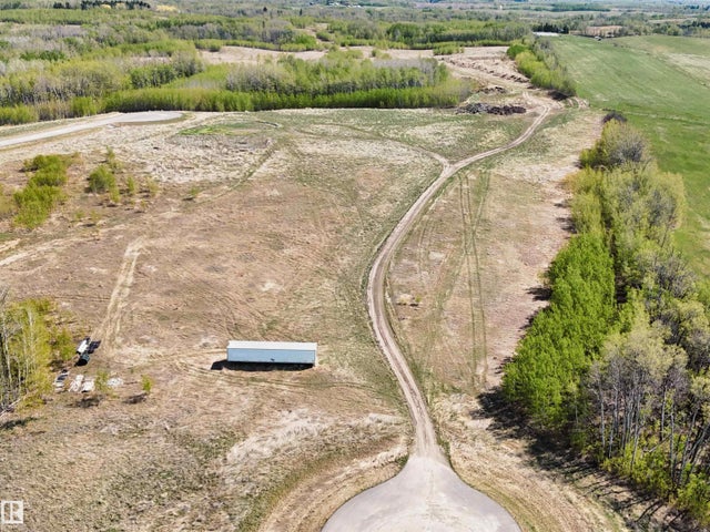 102 2307 Twp Road 522, Rural Parkland County