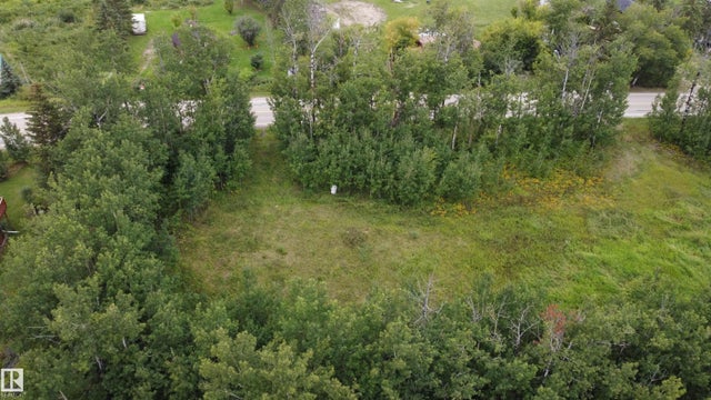 19-55022 Lac Ste. Anne Trail, Rural Lac Ste. Anne County