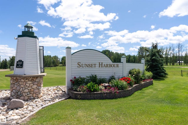 3 Sunset Harbour, Rural Wetaskiwin County