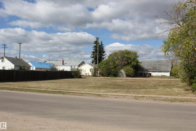 4822 49 Avenue, Elk Point