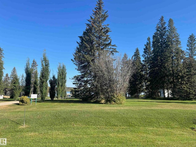 400 465015 Rge Rd 63a, Rural Wetaskiwin County