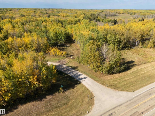 Range 33 Hwy 33, Rural Lac Ste. Anne County