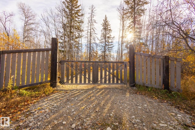 14 3224 Twp Road 552, Rural Lac Ste. Anne County