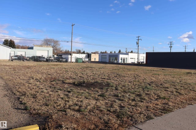 5101 49 Street, Wetaskiwin