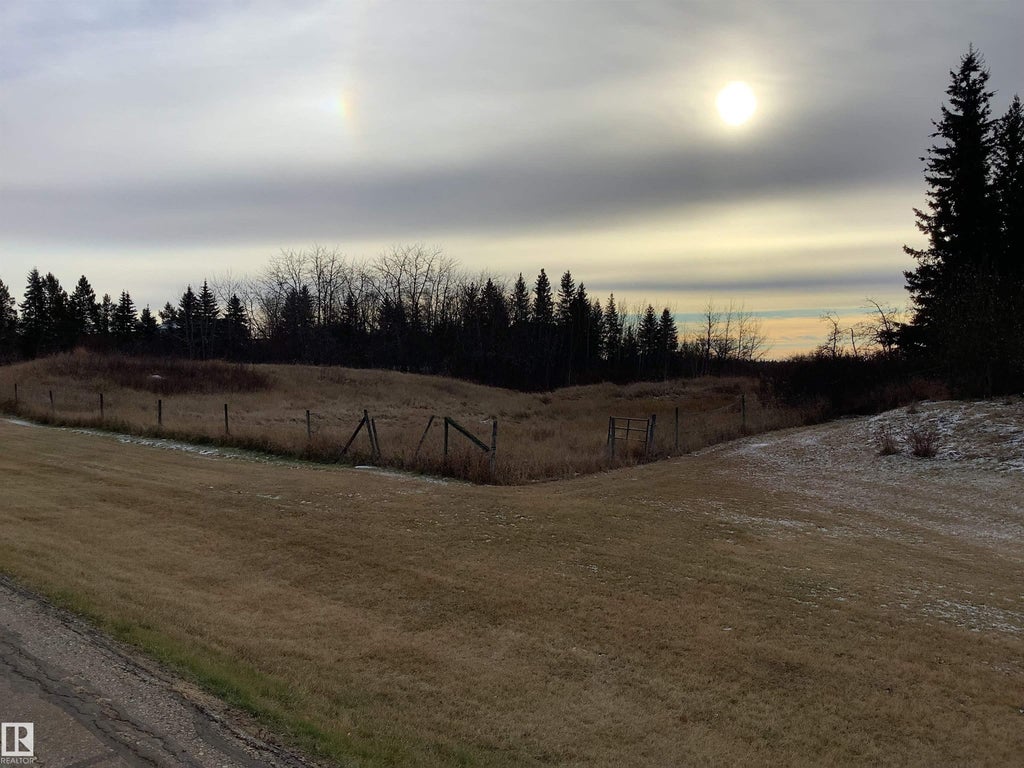 242 21252 Twp Road 540, Rural Strathcona County