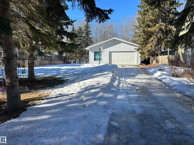 1330 Mission Beach, Rural Leduc County