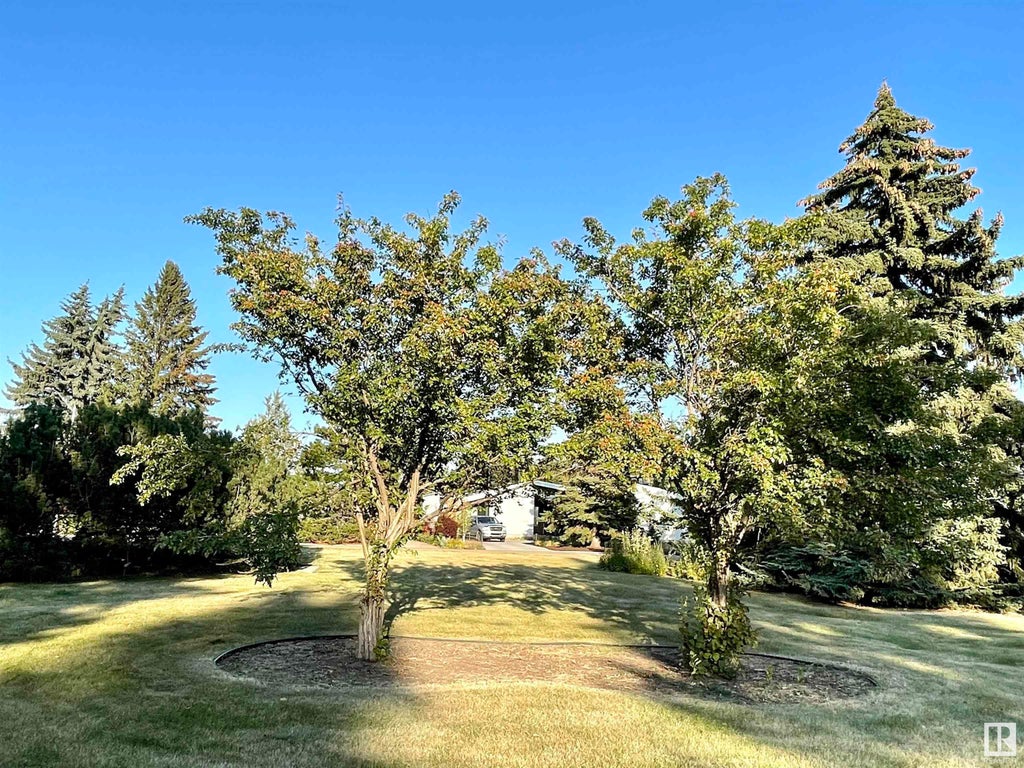 MLS® E4380479 14032 Valleyview Drive, Edmonton Single Family Home For