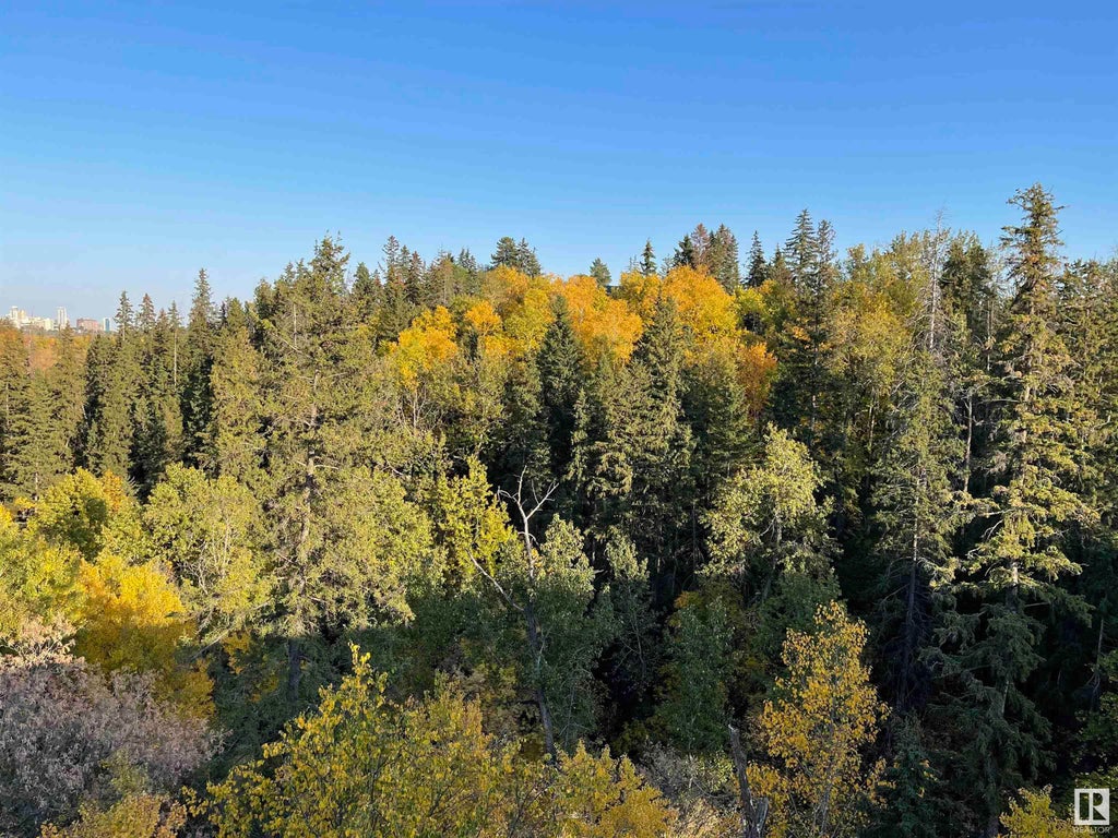 MLS® E4380479 14032 Valleyview Drive, Edmonton Single Family Home For