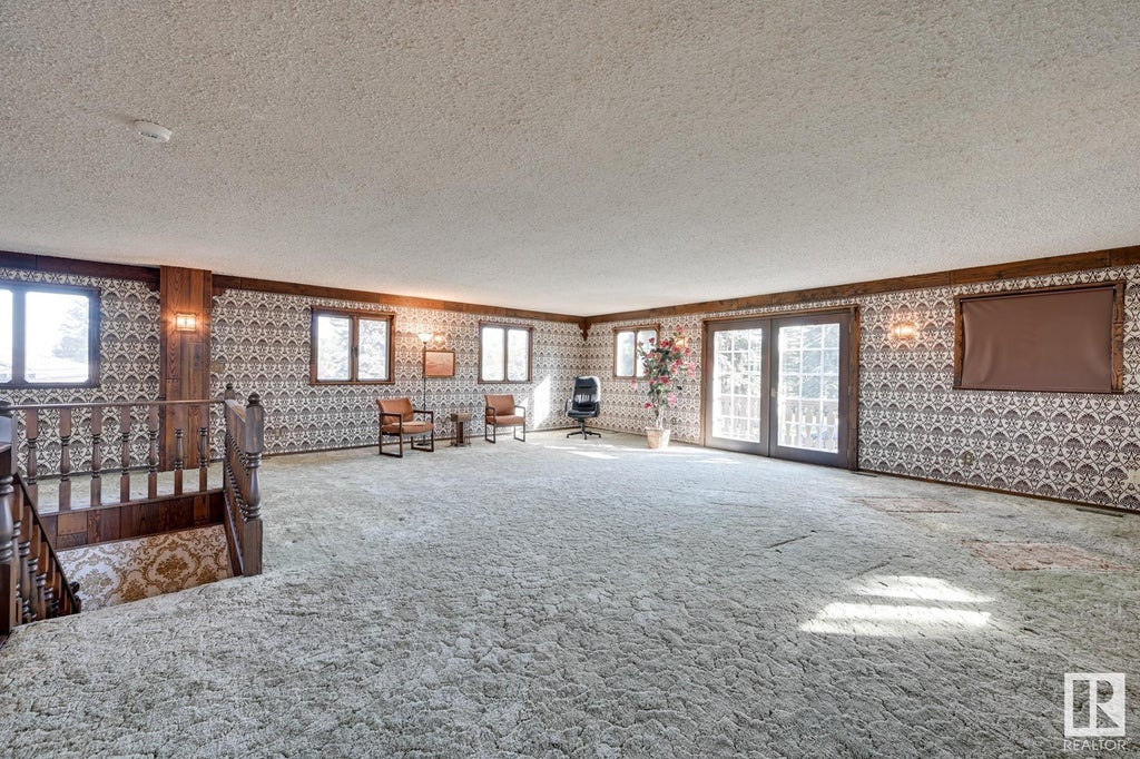 MLS® E4380479 14032 Valleyview Drive, Edmonton Single Family Home For