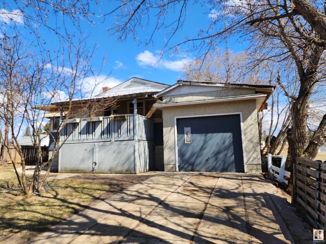 125 1st Street, Derwent
