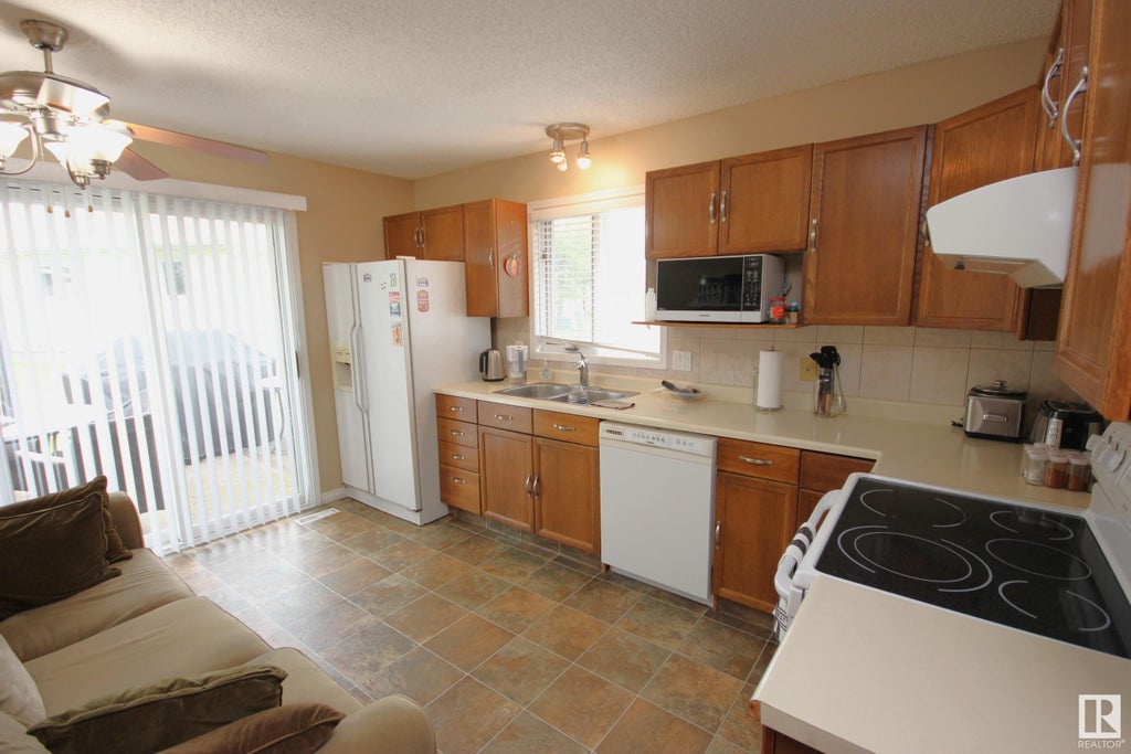 MLS® E4388690 9125 Grandin Road, St. Albert Condo / Townhouse For Sale