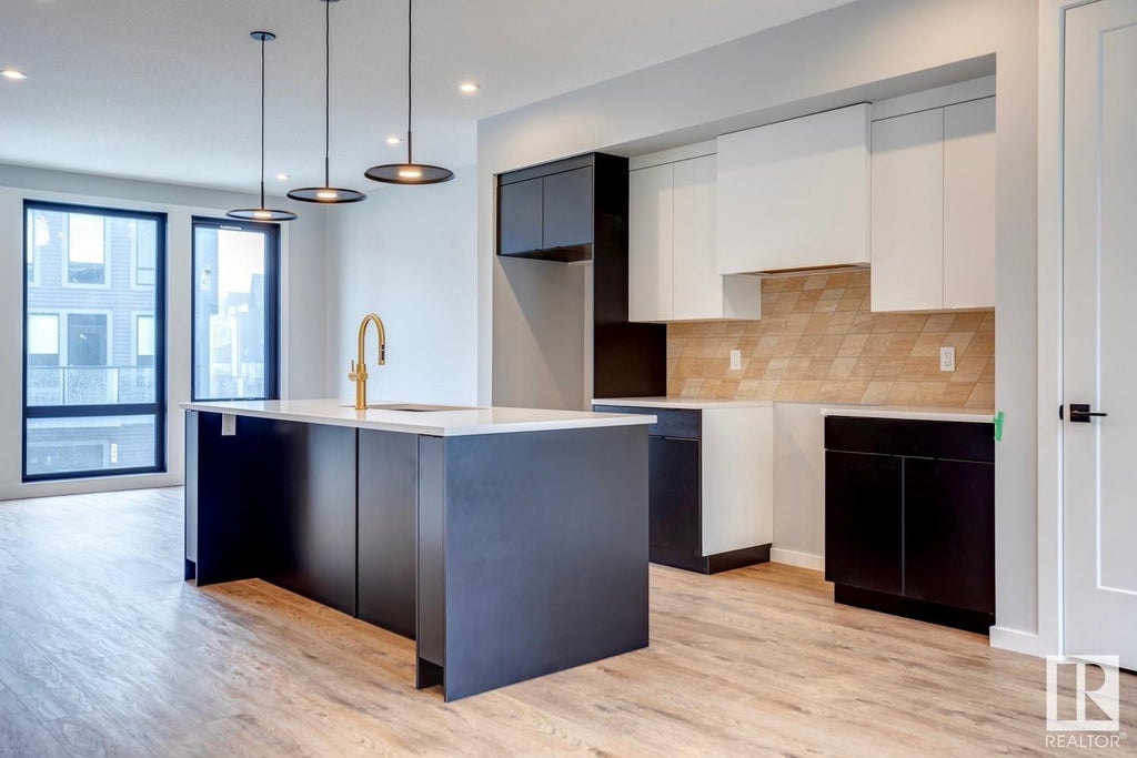 MLS® E4393437 1304 Rutherford Road, Edmonton Condo / Townhouse For Sale