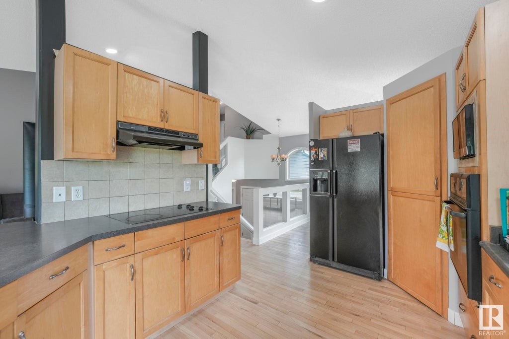 MLS® E4394174 187 Heritage Drive, St. Albert Single Family Home For Sale 585,000