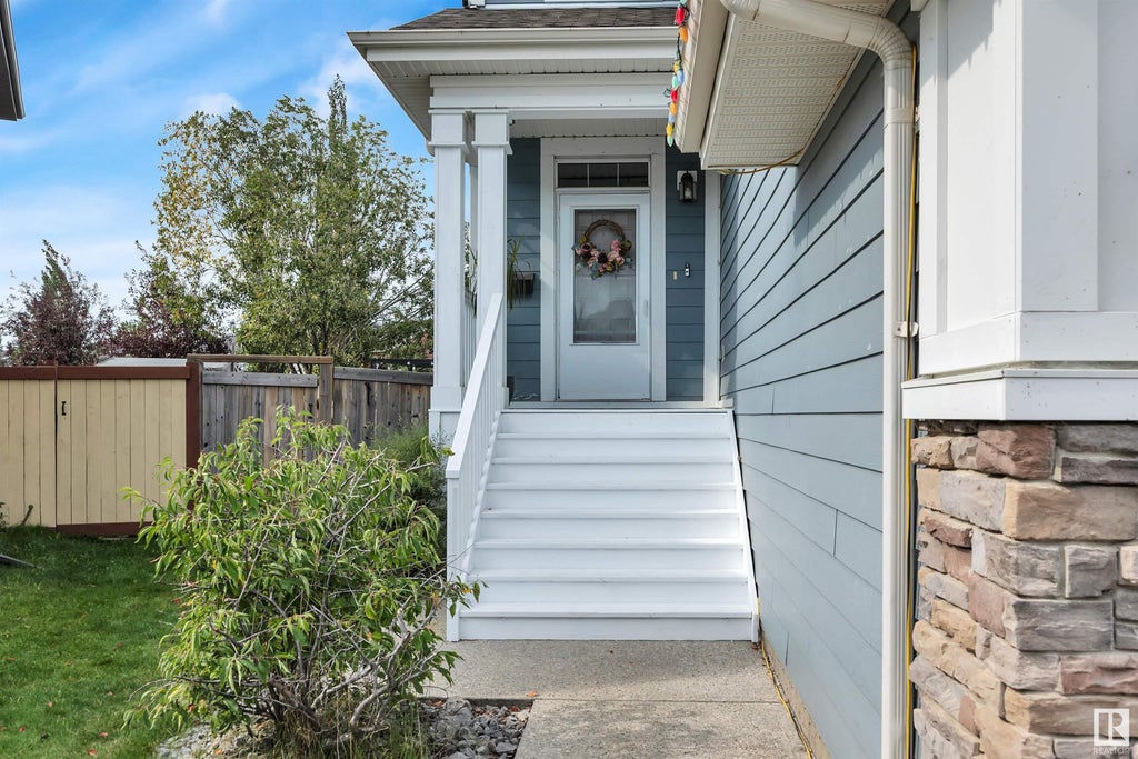 MLS® E4405750 9 Southfork Close, Leduc Single Family Home For Sale 599,900