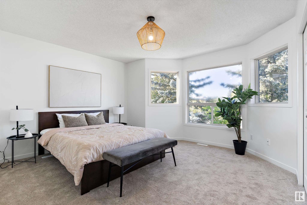 MLS® E4407965 603 Youville, Edmonton Condo / Townhouse For Sale 299,990