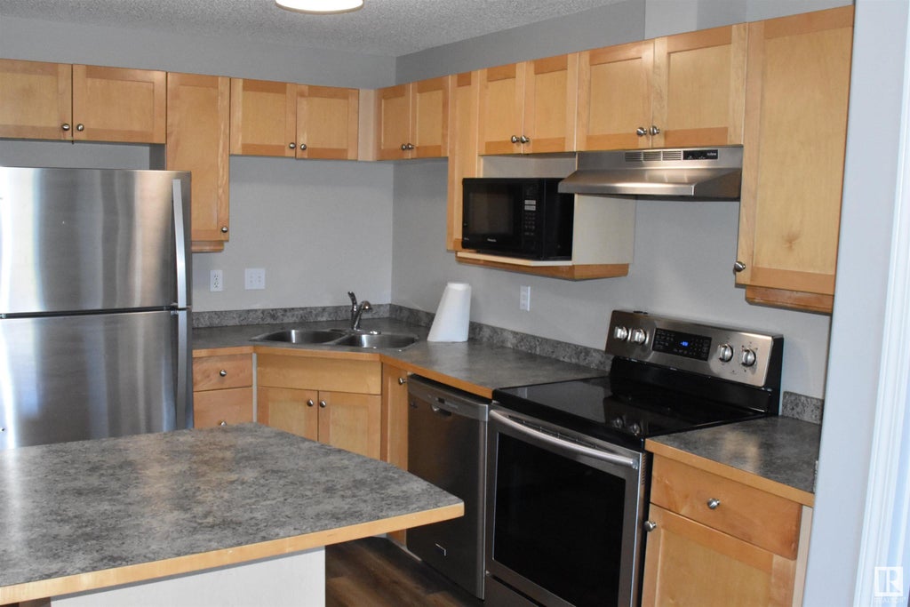 MLS® E4408216 155 Edwards Drive, Edmonton Condo / Townhouse For Sale