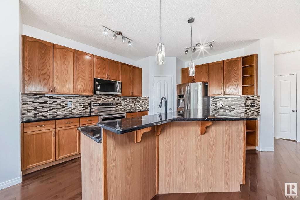 MLS® E4408333 7418 Singer Landing Landing, Edmonton Single Family Home