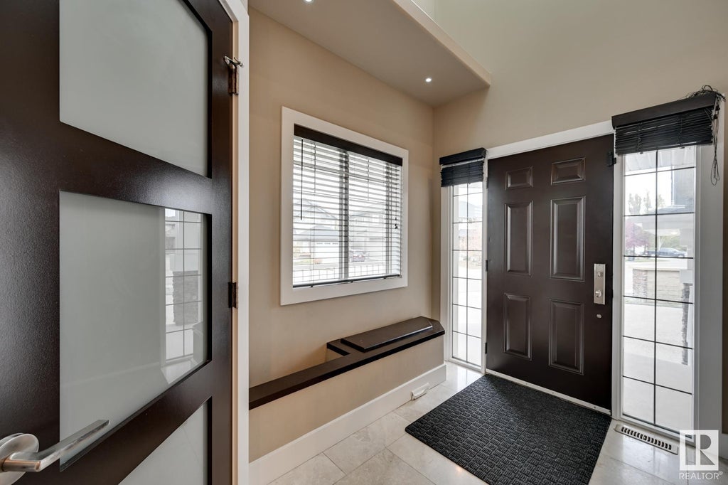 MLS® E4410699 5258 Mullen Crest Crest, Edmonton Single Family Home For