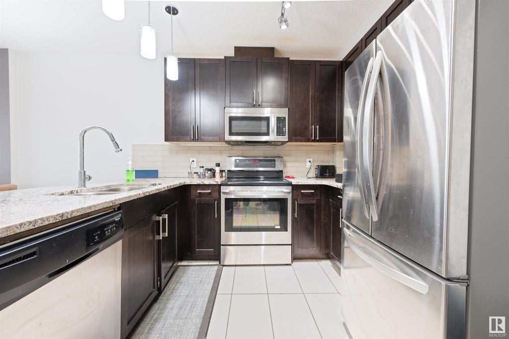 MLS® E4410805 410 5151 Windermere Bv, Edmonton Condo / Townhouse For