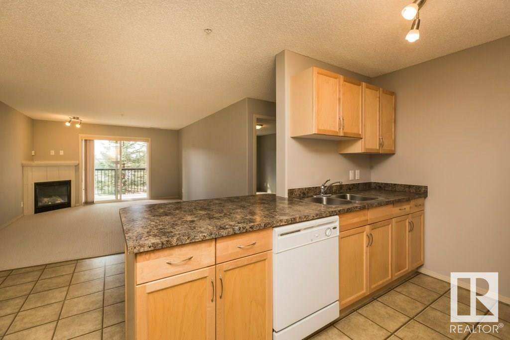 MLS® E4412714 220 2098 Blackmud Creek Drive, Edmonton Condo / Townhouse