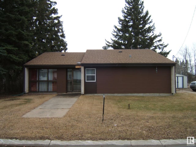 4901 47 Avenue, Myrnam