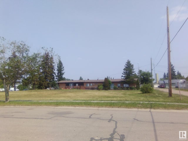 4803 50 Street, Chipman