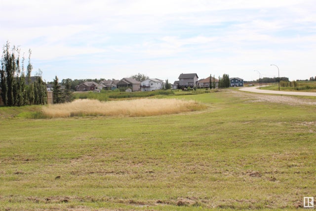 41 Whitetail Green, Mundare