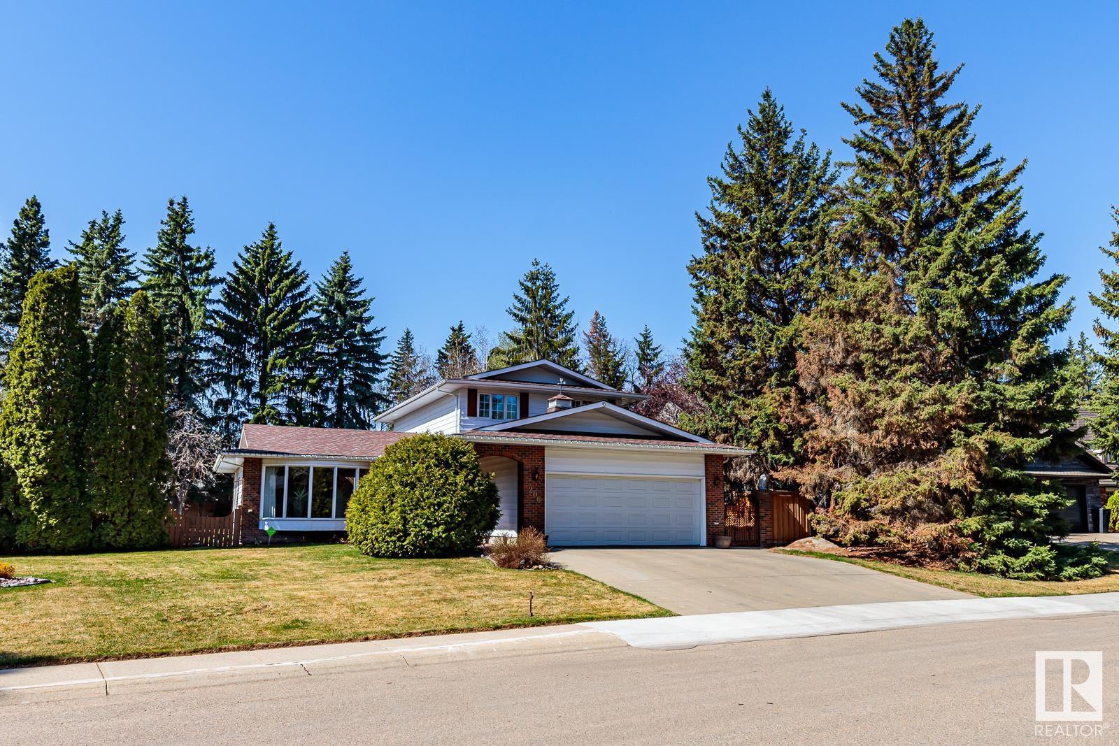 206 Wolf Willow Crescent, Edmonton