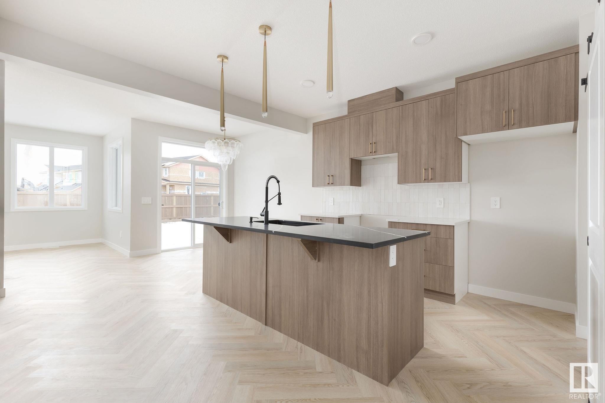 2913 65 Street, Edmonton