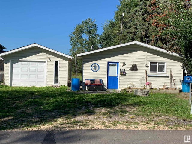 723 7 Street, Rural Lac Ste. Anne County
