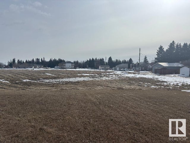 5201 Polomark Drive, Mundare