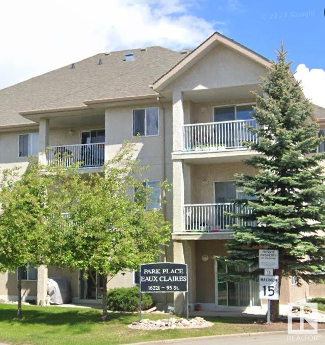 112 16221 95 Street Nw, Edmonton