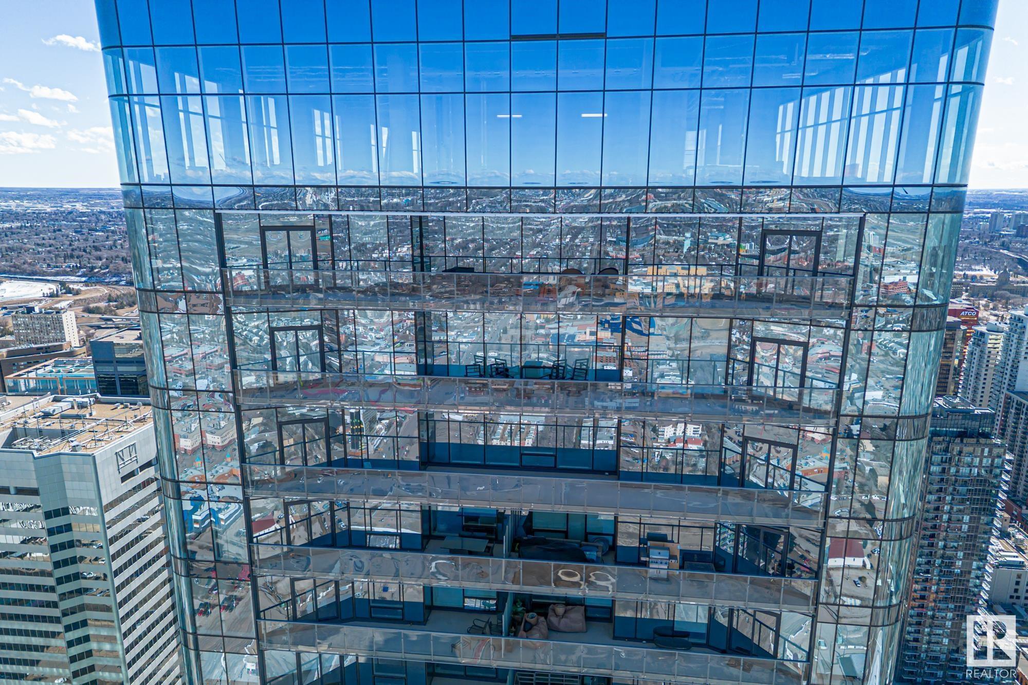 Photo for MLS®# E4427396 - home for sale at 5201 10360 102 Street Northwest, Downtown (Edmonton), Edmonton AB