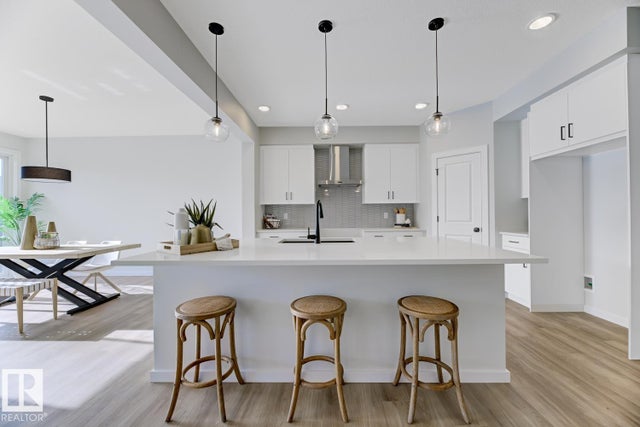 20711 24 Avenue, Edmonton