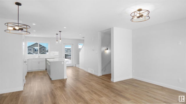 938 19 Avenue Nw, Edmonton