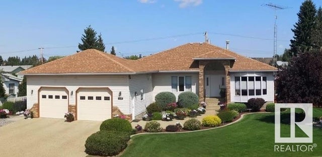5116 53 Avenue, Mundare
