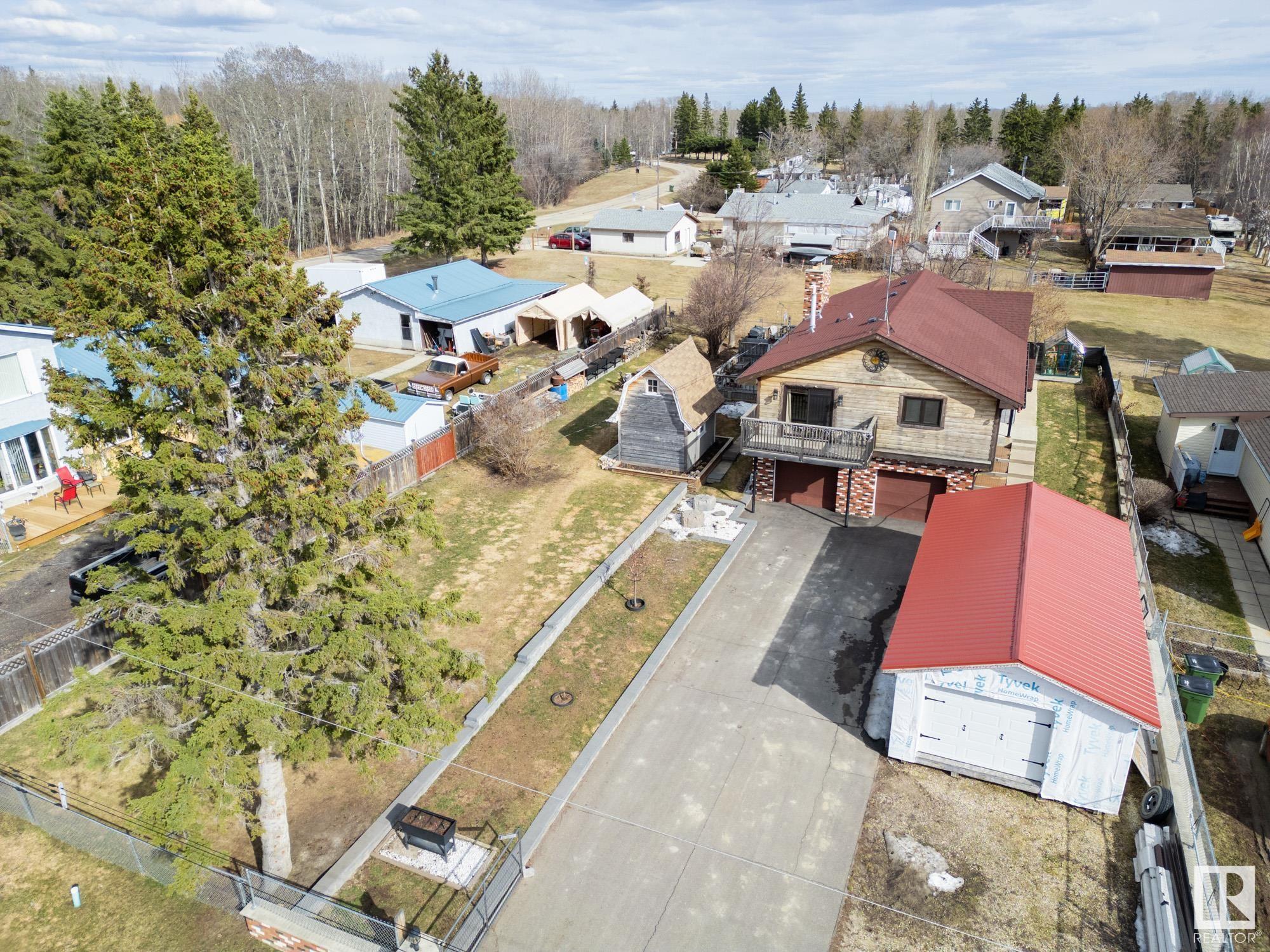 403 4 Street, Rural Lac Ste. Anne County