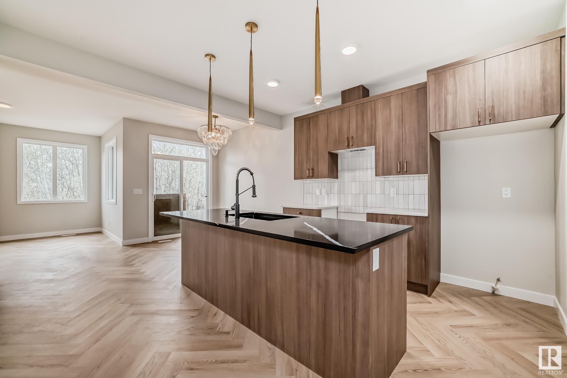 2911 65 Street, Edmonton