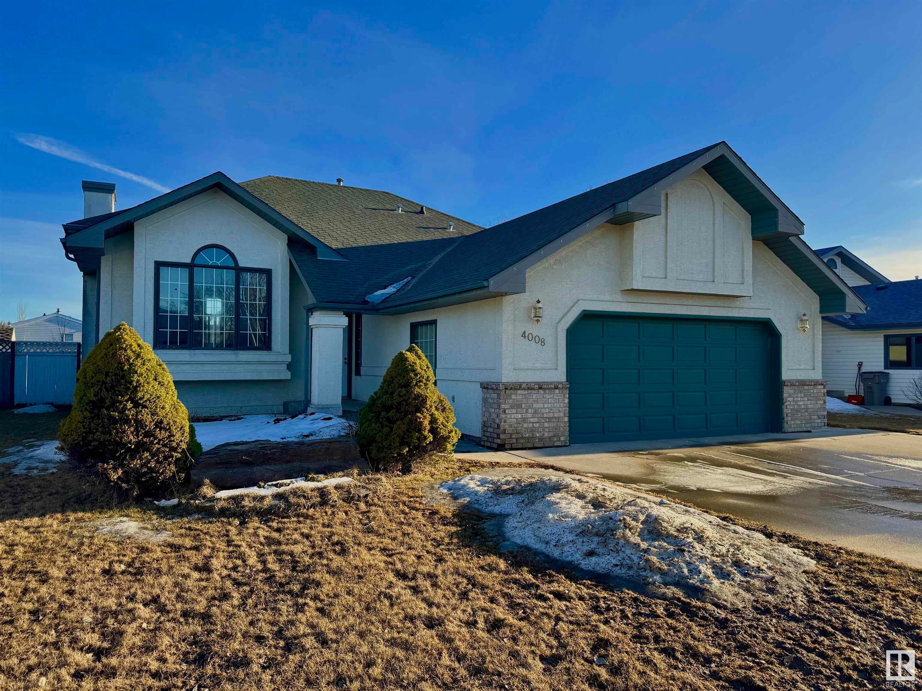 4008 55 Avenue, Whitecourt Airport
