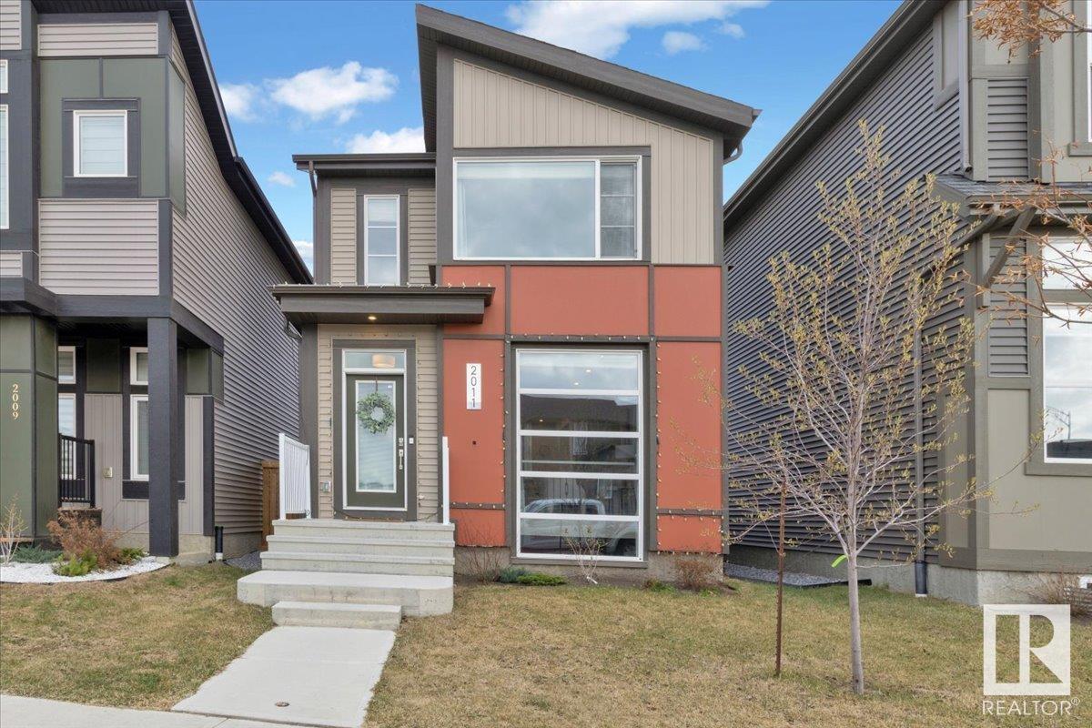 2011 Desrochers Drive, Edmonton