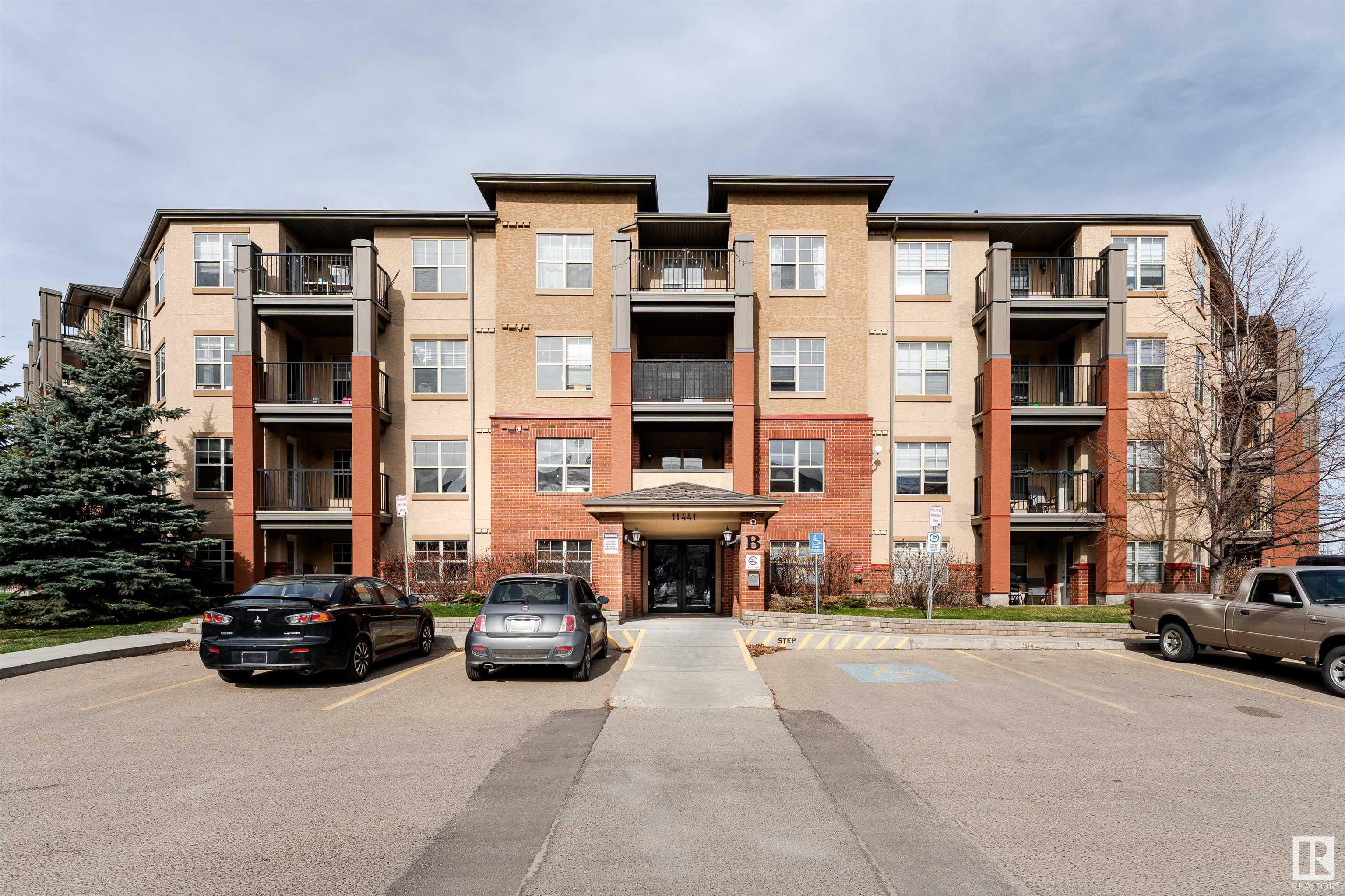 Condo / Townhouse Home for Sale in Edmonton, AB