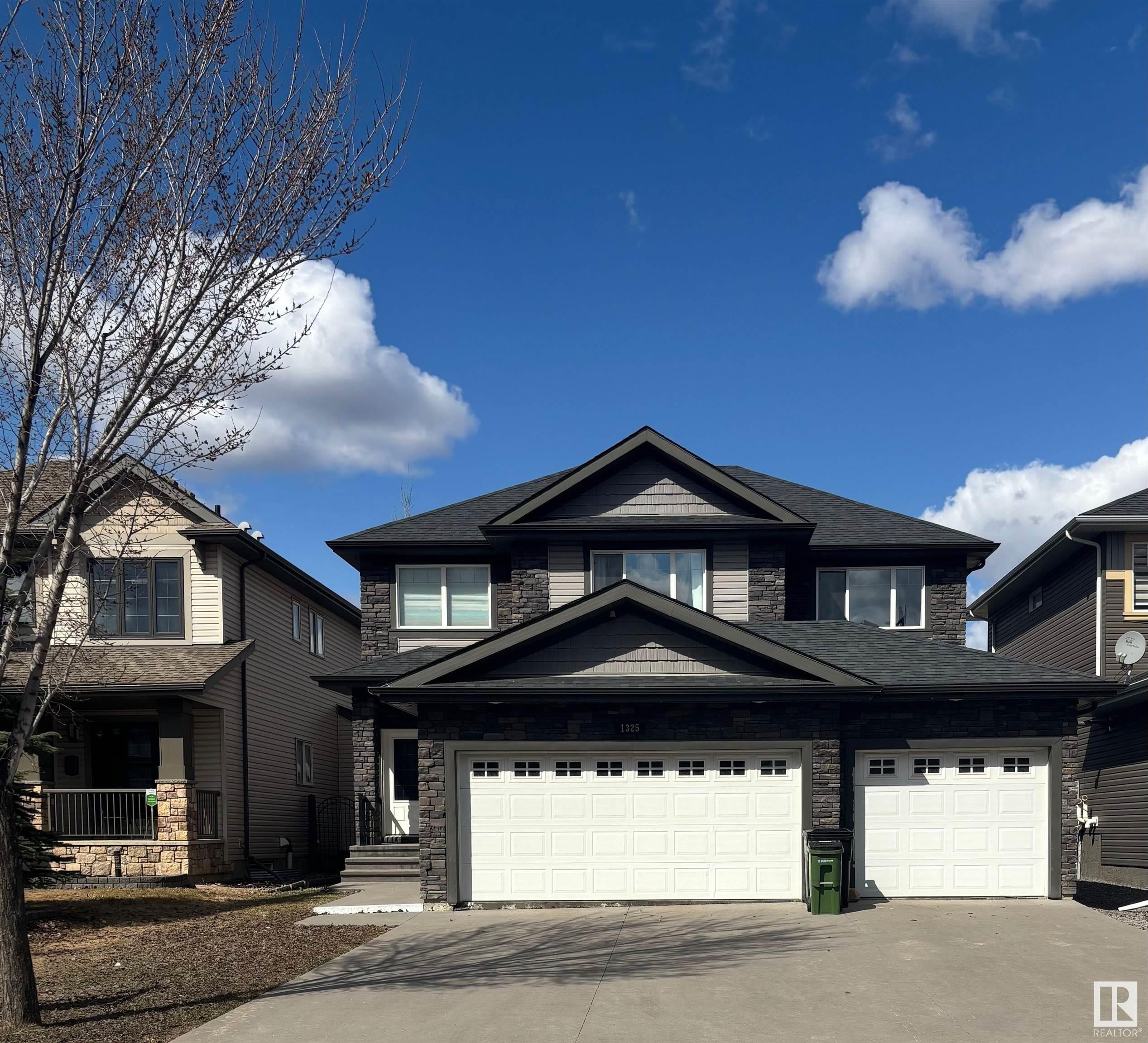 1325 Adamson Drive, Edmonton